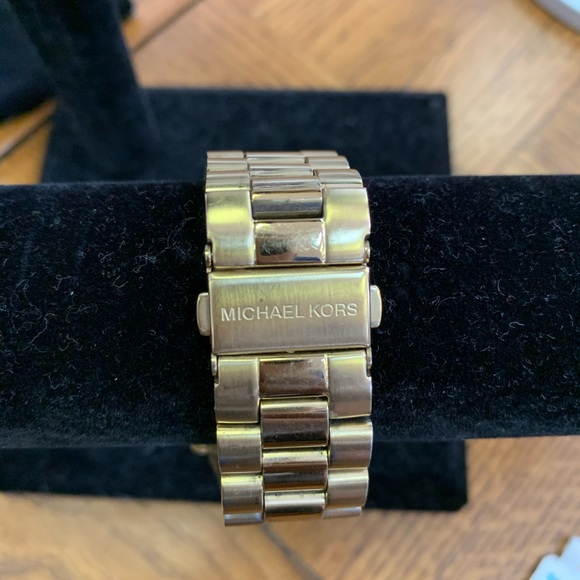 NWOT Michael Kors Watch - Picture 3 of 6